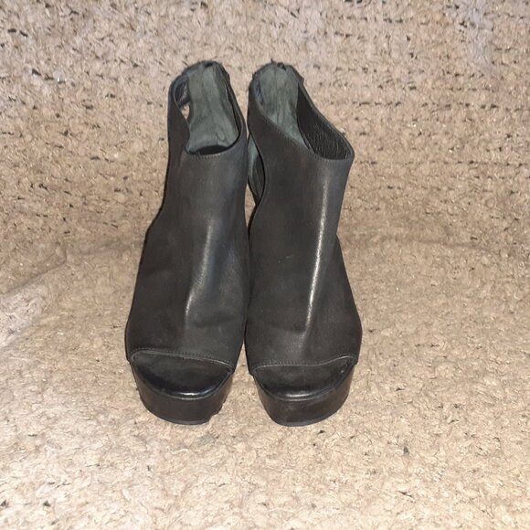 STRATEGIA-Black Oiled Suede Platform Wedges-Back Zip-Sz 36-Near Mint - Picture 3 of 7
